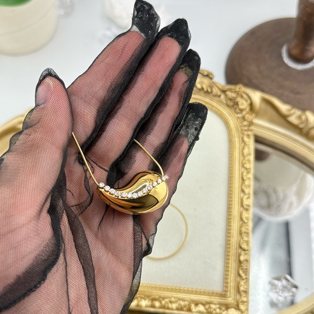 PVD Real Gold Plated Modern Twist Necklace – Stainless Steel, Zircon Detail - Picture 12 of 13